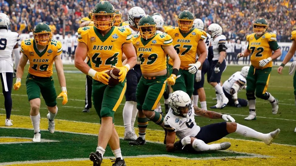 Kade Pieper (@pieperkade) on Twitter photo After a great camp and talk with <a href="/Coach_Entz/">Coach Matthew Entz</a> I blessed to have received an offer to play for <a href="/NDSUfootball/">NDSU Football</a>!!!
<a href="/NickGoeser/">Nick Goeser</a> <a href="/CoachKMorgs/">Coach Morgan</a> After a great camp and talk with <a href="/Coach_Entz/">Coach Matthew Entz</a> I blessed to have received an offer to play for <a href="/NDSUfootball/">NDSU Football</a>!!!
<a href="/NickGoeser/">Nick Goeser</a> <a href="/CoachKMorgs/">Coach Morgan</a>
