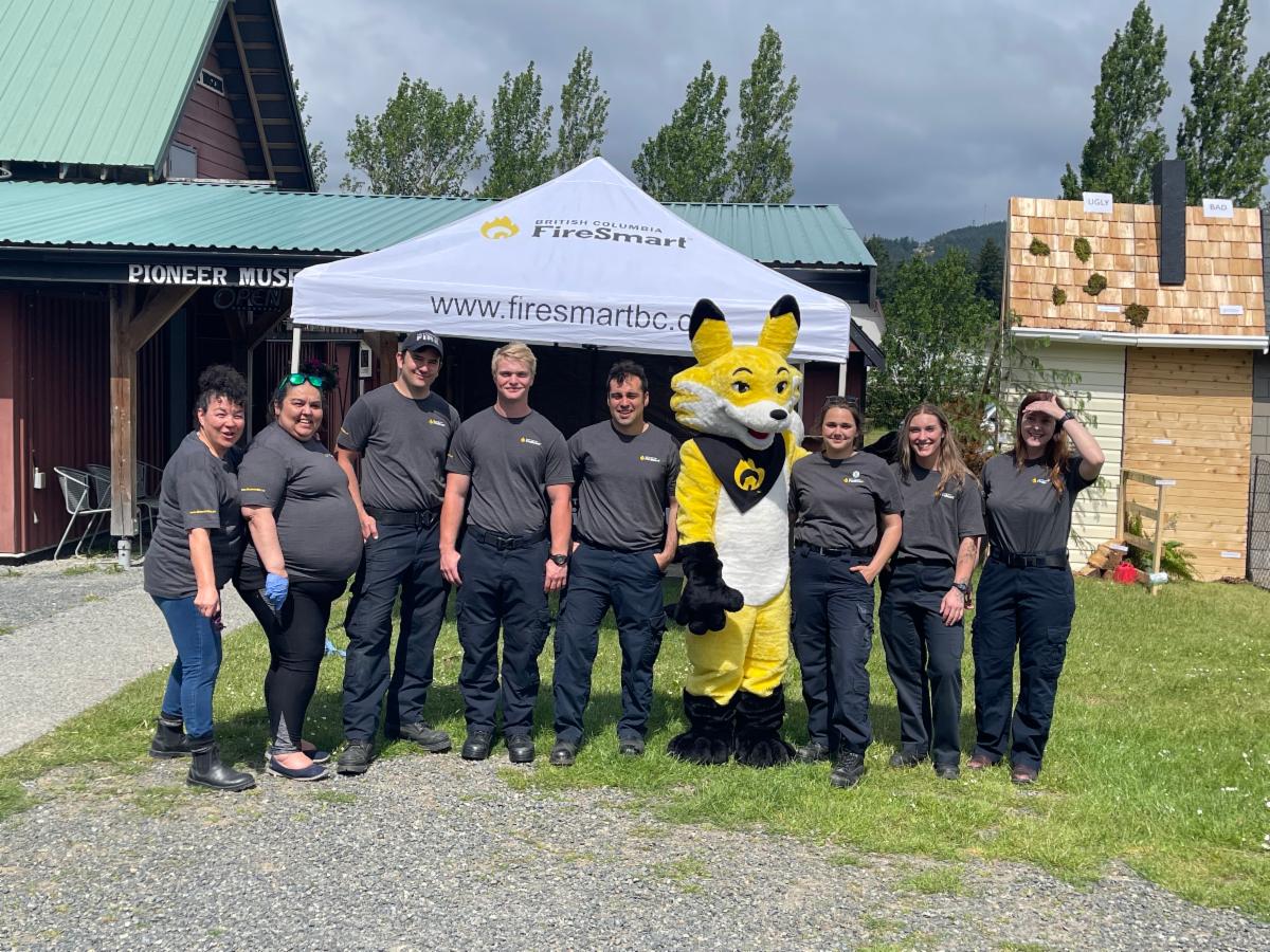 The Sc'ianew &amp; Metchosin FireSmart Community BBQ was a great success - thanks to everyone who joined us for a burger and visit with Ember!  Our Draw winners will be posted on Monday!
Special thanks to our FireSmart crew for organizing this event....well done!