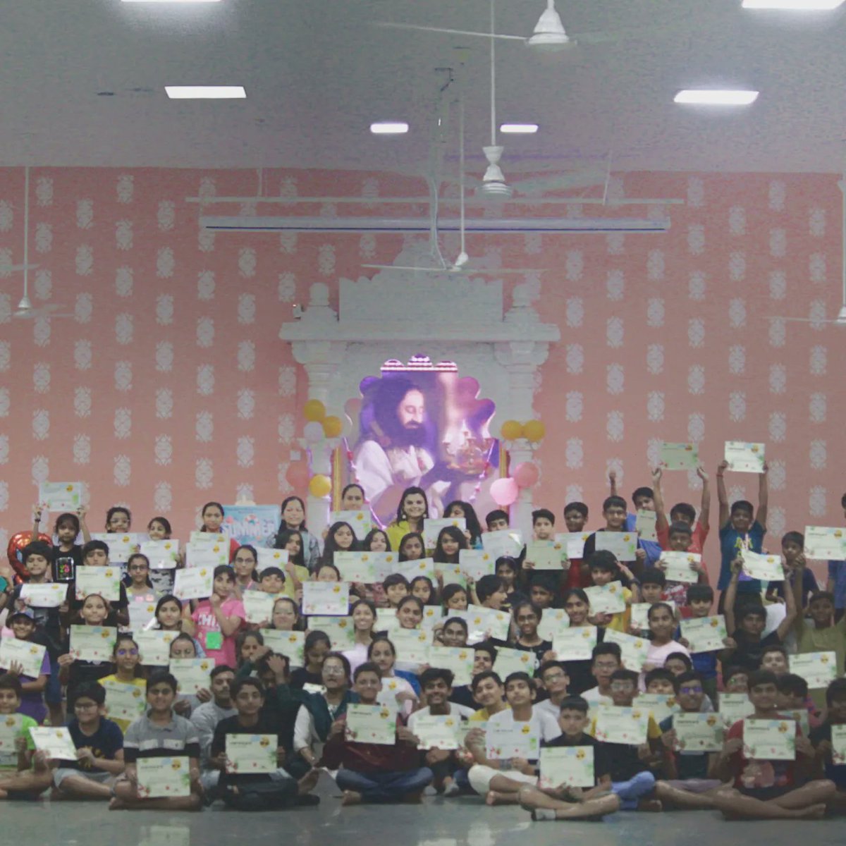 ESHITADESAI's tweet photo. May Summer Blast !!!
Conducted #Summer #adventure #camp #2022 at #vasadashram #gujarat with nearly 100 #children from Surat &amp; across gujarat 

Gratitude gurudev @SriSri for shaping these little ones with power, wisdom &amp; energy 
#utkarshyoga #medhayoga #sumercamp #gujarat #surat https://t.co/SioT5Q3vGW