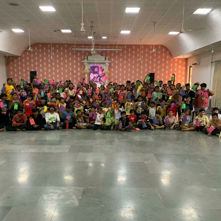 ESHITADESAI's tweet photo. May Summer Blast !!!
Conducted #Summer #adventure #camp #2022 at #vasadashram #gujarat with nearly 100 #children from Surat &amp; across gujarat 

Gratitude gurudev @SriSri for shaping these little ones with power, wisdom &amp; energy 
#utkarshyoga #medhayoga #sumercamp #gujarat #surat https://t.co/SioT5Q3vGW