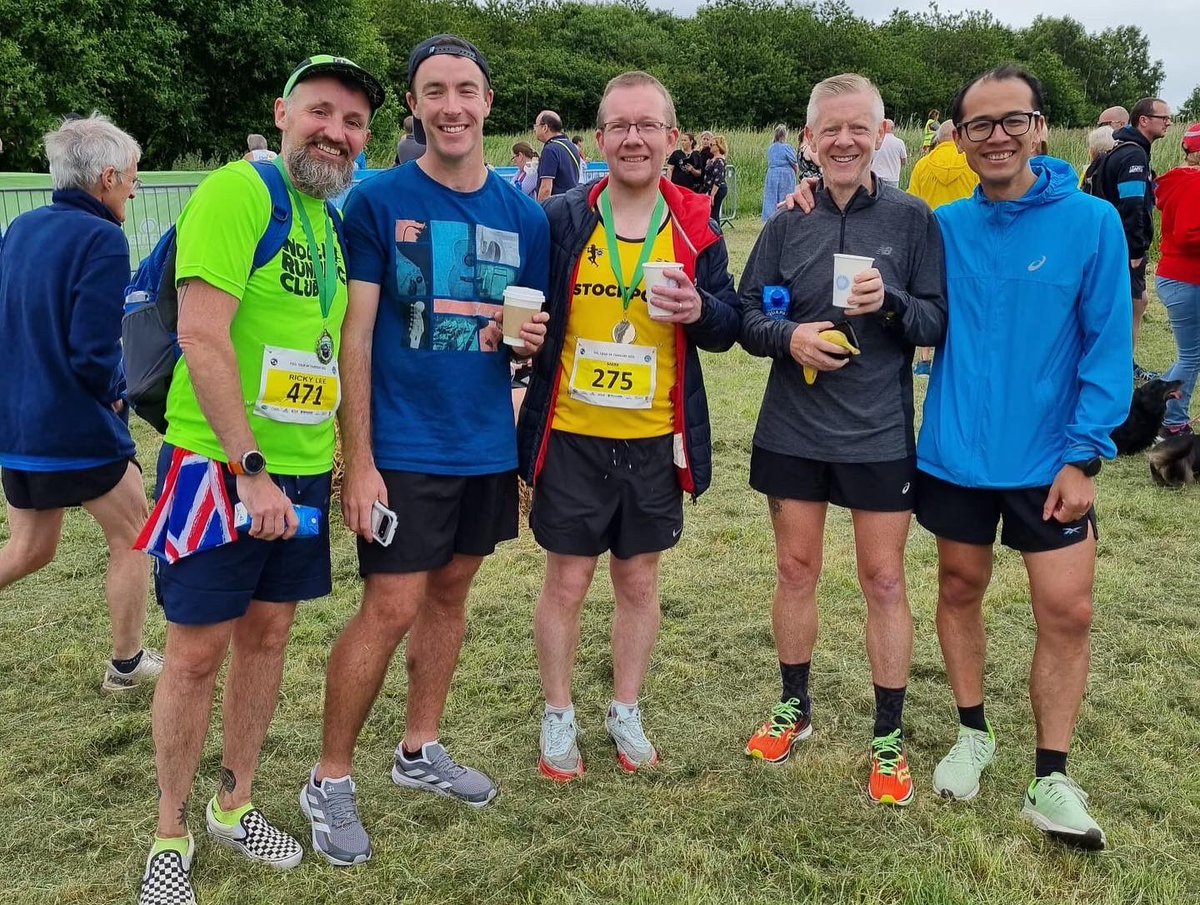 MarkBousie's tweet photo. #TourOfTameside stage 3: #herohalfmarathon on the #longdendaletrail. Tough after 3 challenging courses on consecutive days. ‘Just’ the #hyde7mile tomorrow & @touroftameside 2022 is done. @TheRunningBee @LocalRunnersPod @RunStockport @RunComPod @TeachersRunClub @UKRunChat #TOT22 https://t.co/mfdigan8ae