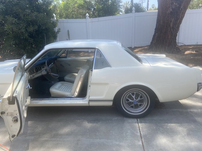 The Machine. 1965 Ford Mustang GT Coupe (Recently inherited by my husband) #carporn https://t.co/L80<a href="/tag/carporn"class="tags"><span>#carporn</span></a>