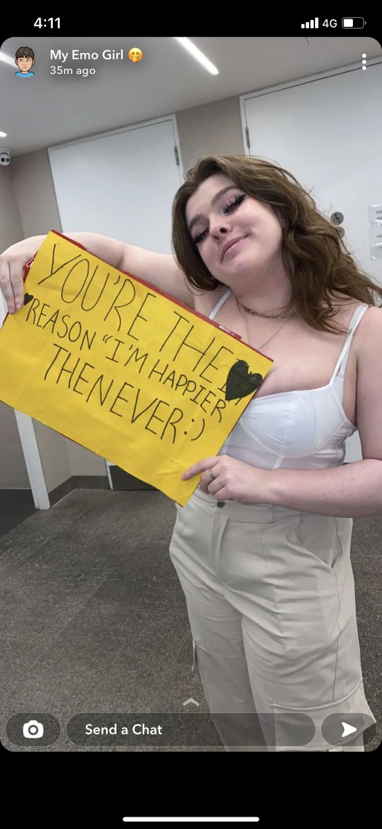 corbynsnirvana's tweet photo. Hey!! I’m saoirse :) I’m from Ireland my fav member is Corbyn and I’m always down for new friends:) #meetwdwfans https://t.co/tgexTSm3B3