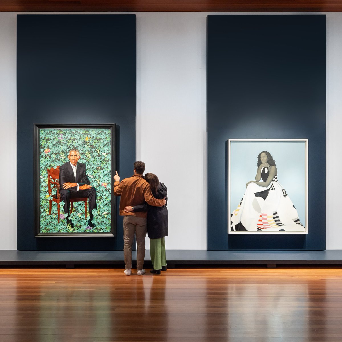 The eagle has landed 🦅 The Obama Portraits Tour has officially arrived at the de Young Museum.

Admission to The Obama Portraits Tour is free this weekend thanks to @Google.