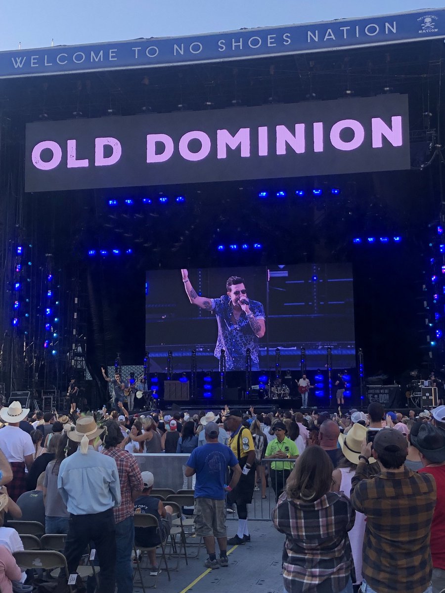 Great to see our friends again!  ⁦@OldDominion⁩ #WeAreOldDominion