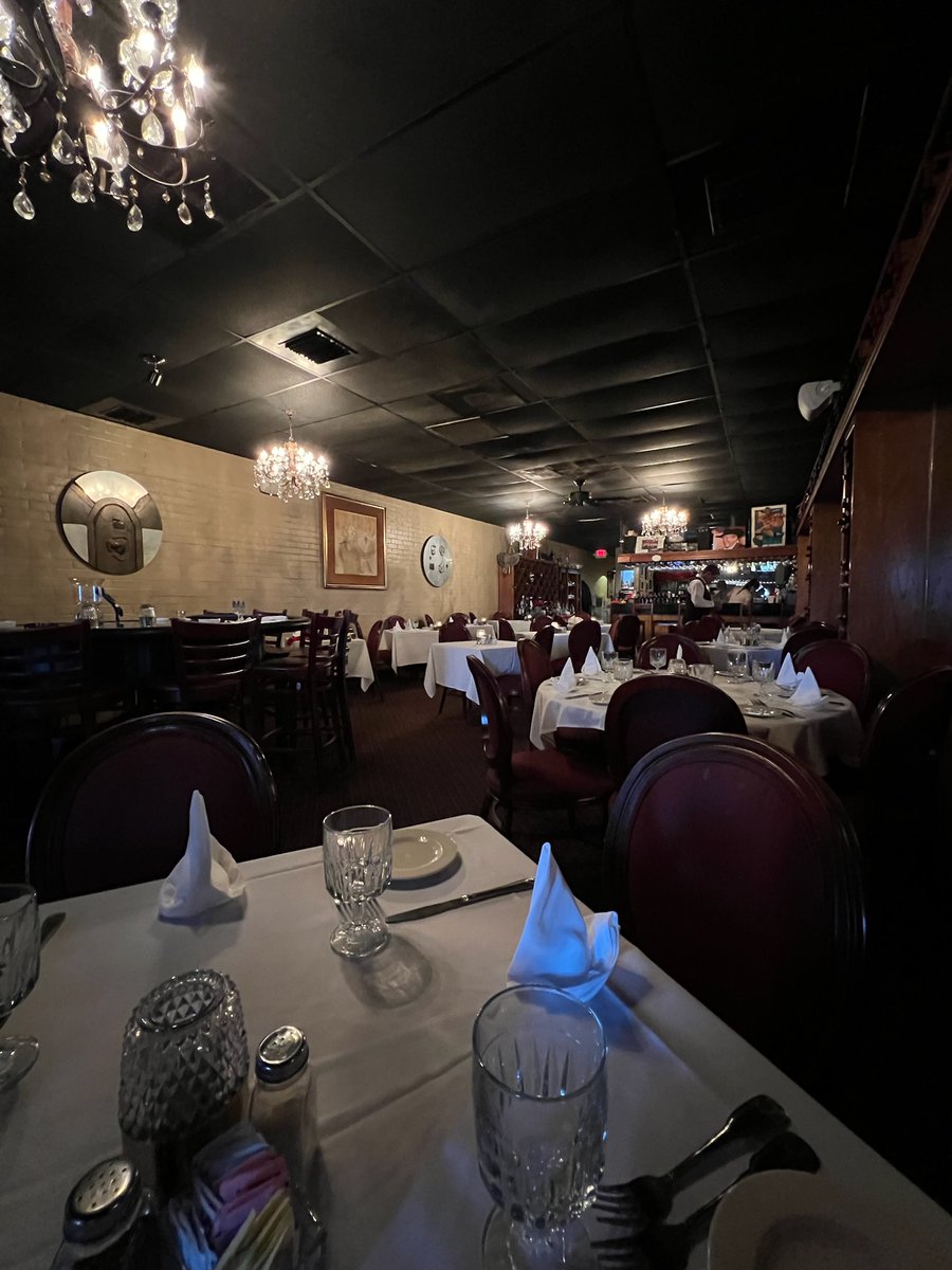 Tipton4Texas's tweet photo. Houston, what's your favorite dish at Fuad's? #EFT #Houston #hiddengem https://t.co/tA5z8fvnt3