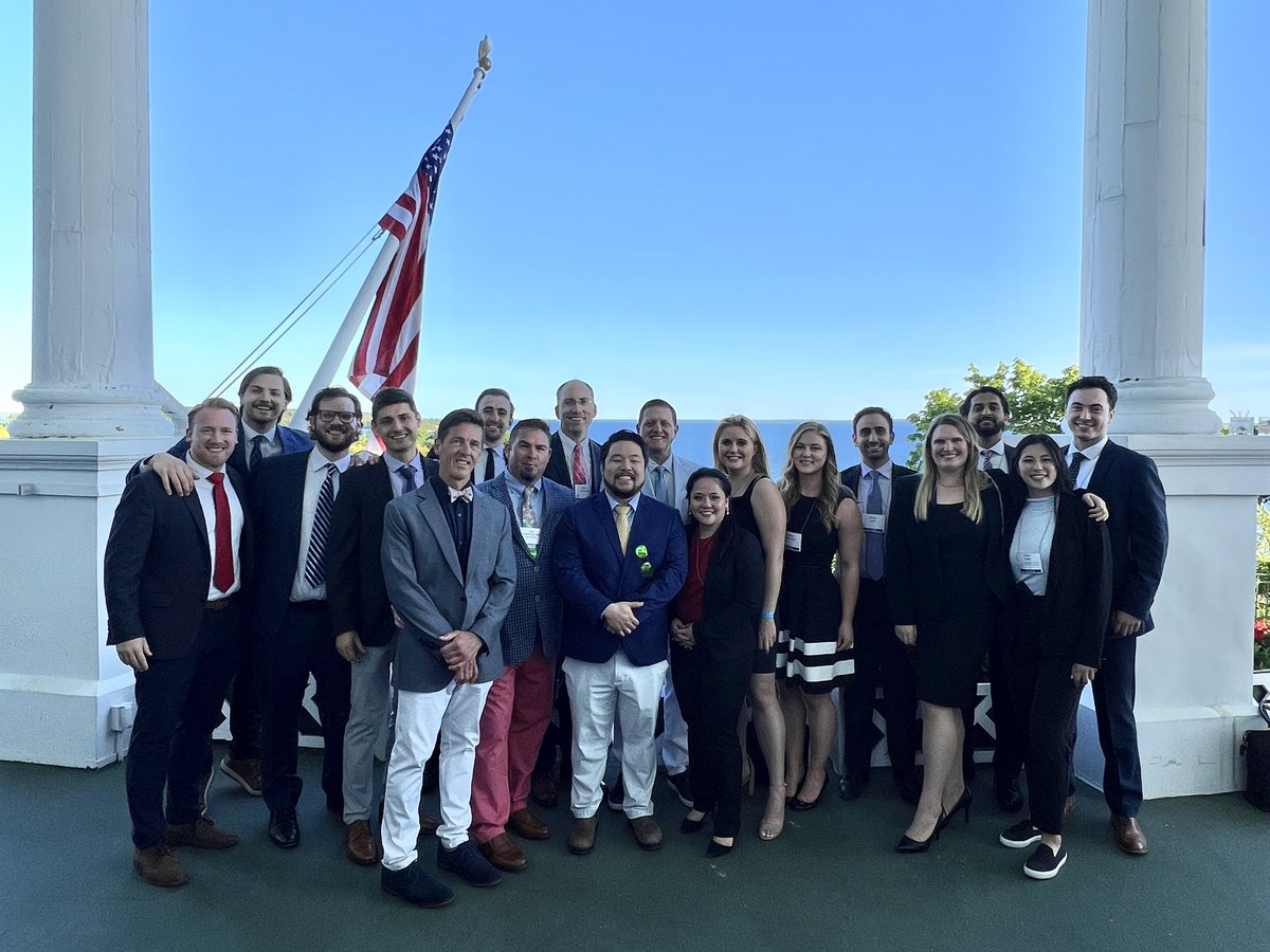 Beaumont Hospital and OUWB students take on the Michigan Society Annual meeting in Mackinac Island! 

#orthotwitter