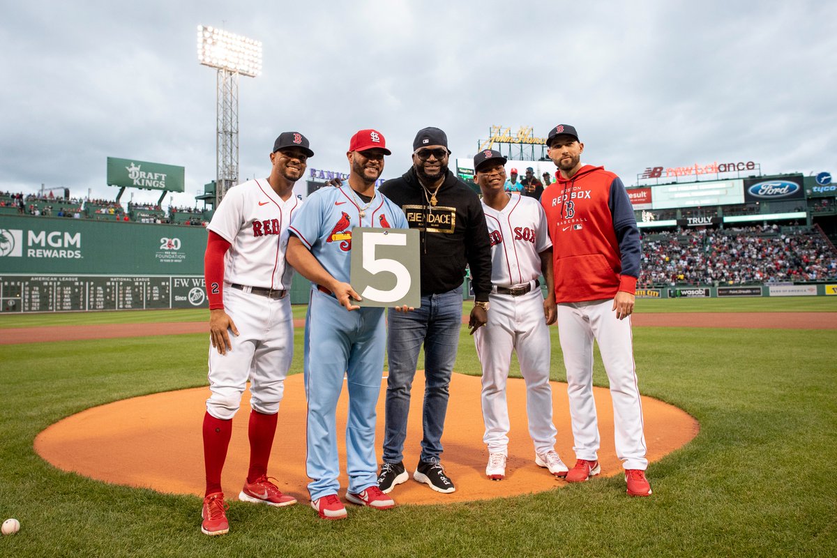 RedSox's tweet photo. A baseball legend.

Congratulations on an incredible career, Albert! https://t.co/65XecagVse