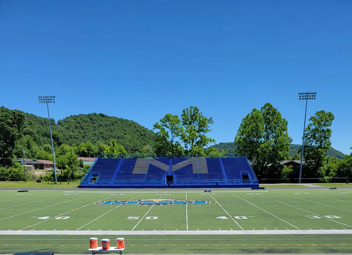 GolasRian's tweet photo. Thank you @CoachSoucy99 for having ma at Morehead University today for a great football camp https://t.co/o7uBOFjZE5