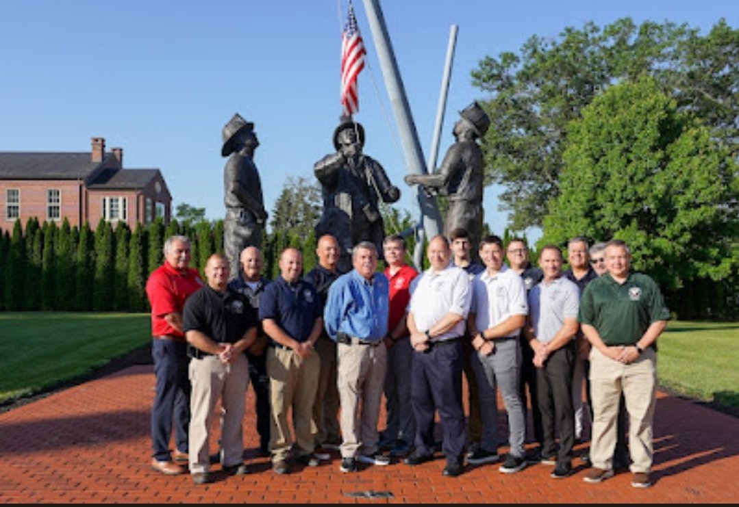 LouisaFEMS tweet media