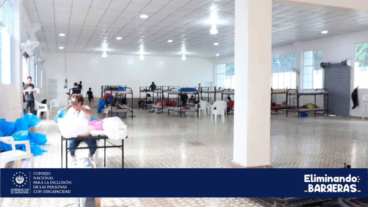 CONAIPD's tweet photo. En respuesta inmediata a   personas con discapacidad afectadas por las lluvias, el @CONAIPD se hace presente al albergue STIPES ubicado en el Municipio de Acajutla, Departamento de Sonsonate.
#EliminandoBarreras https://t.co/2t7GPzKDOO
