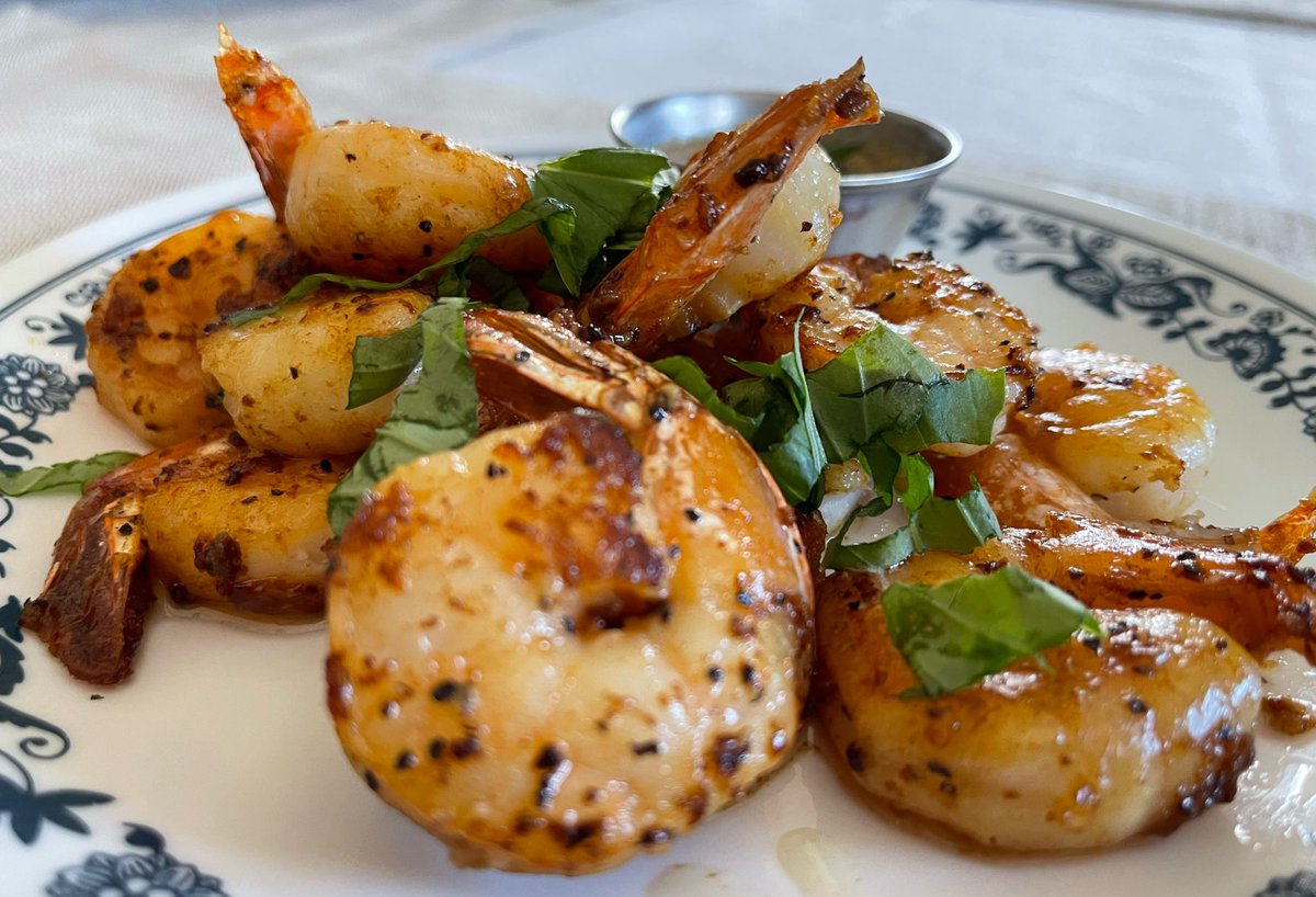 Let’s add some lemon basil garlic to these babies. #FathersDay #shrimp #food #Grateful #delicious #beautiful #letseat #bearfoodkitchen #YouTube