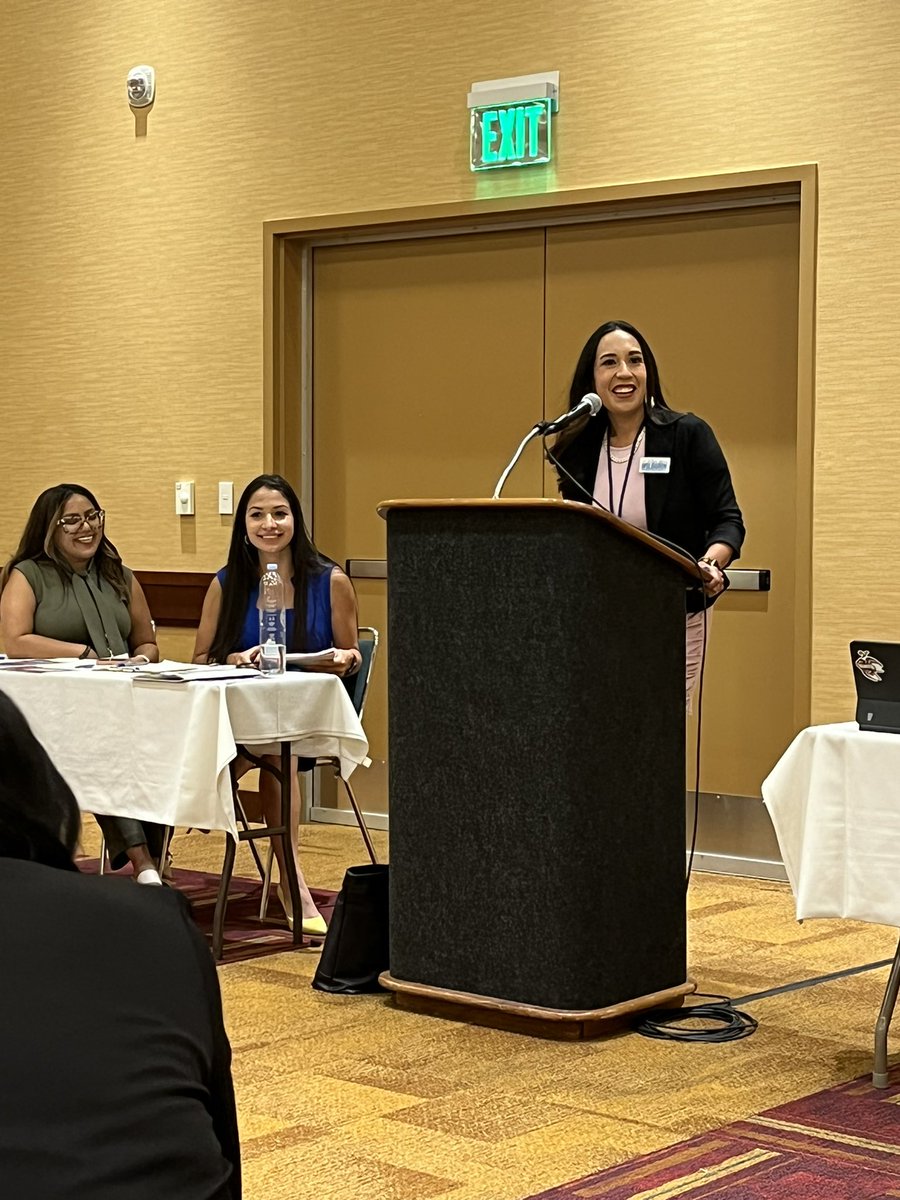 neumann_crystal's tweet photo. Thank you @INDems for such a motivating convention. I was delighted to see great, exciting candidates. We have an amazing platform to support our Hoosiers! @INLatinoDems were full of movers and shakers! #BigDemWeekend https://t.co/IPWcnkRb6F