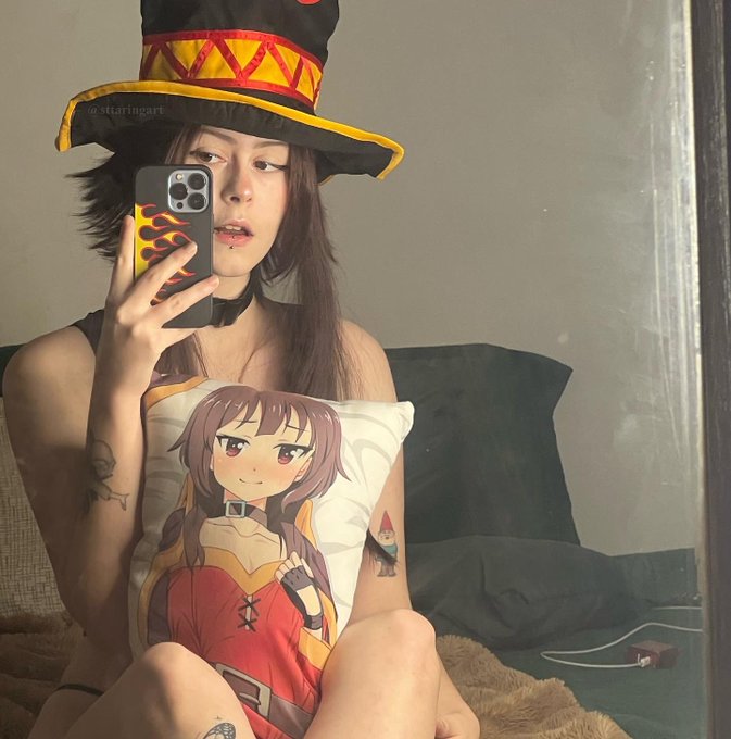 megumin do rock 🤟💀 https://t.co/T2BYadUODo