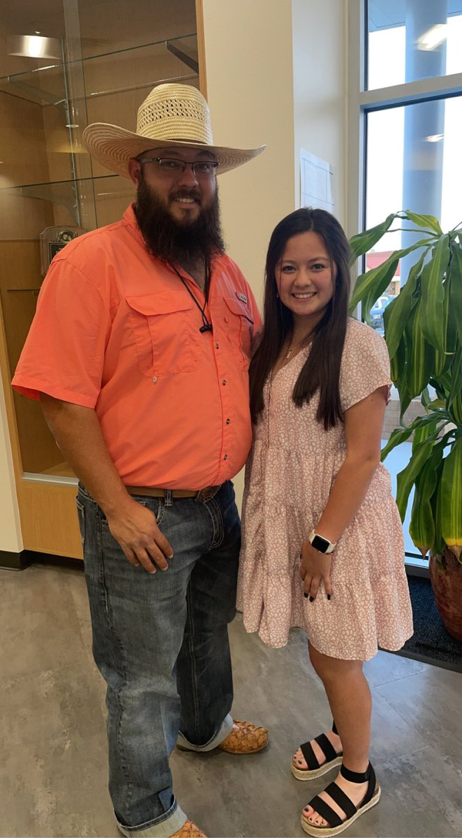 miawilliams0705's tweet photo. Happy Father’s Day to the best dad out there! Even tho we butt head all the time, your still the best. Love ya lots♥️ https://t.co/KOQ9Ujvtuz