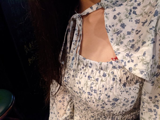 チラッ https://t.co/BzgcX0Li69<a href="/tag/myfans"class="tags"><span>#myfans</span></a><a href="/tag/%E8%A3%8F%E3%82%A2%E3%82%AB"class="tags"><span>#裏アカ</span></a><a href="/tag/%E8%A3%8F%E5%9E%A2"class="tags"><span>#裏垢</span></a><a href="/tag/%E7%A7%98%E5%AF%86%E3%81%AEsns"class="tags"><span>#秘密のsns</span></a>