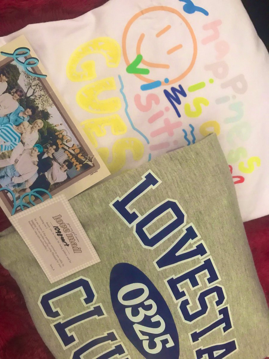 1098cart's tweet photo. •••#1098mails

@25mails hi! shirts arrived! thank you so much for these pretties and thefast shipment~ will definitely order seungmo’s design next time. ❤️

 #linosent https://t.co/NVspbF0kCA