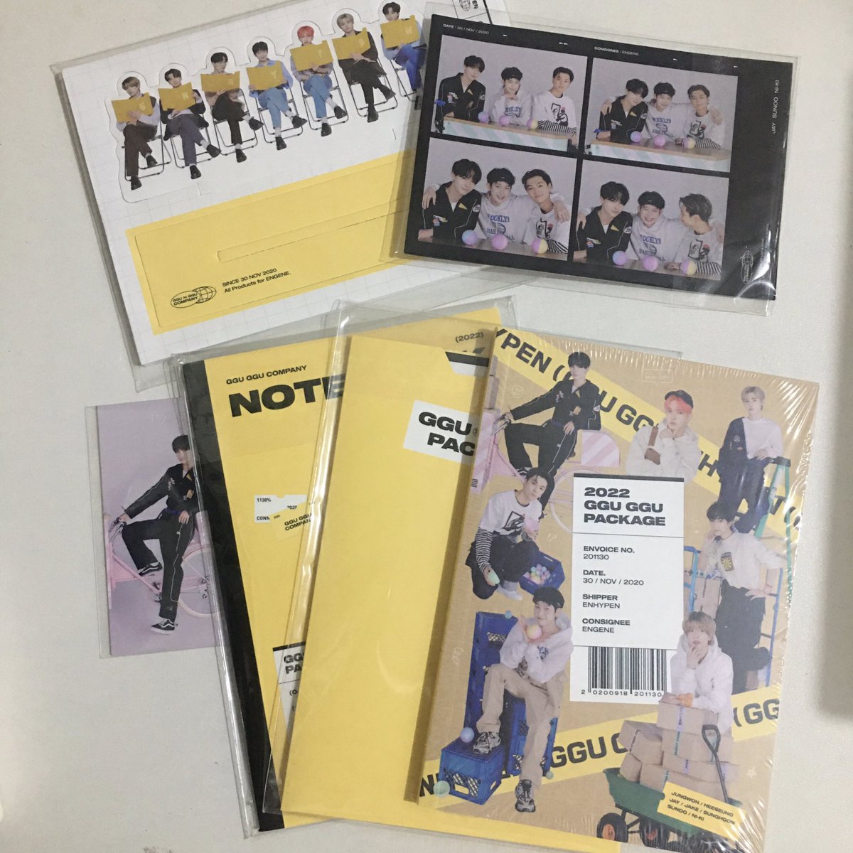 jwonc4rt's tweet photo. repriced to ₱1200 ! 

jungwon ggu ggu 2022 rpc + ob set - 600
ni-ki pom pc + unsealed pom - 600

wts lfb ph jungwon ggu ggu 2022 rpc + ob set ni-ki pom pieces of memories https://t.co/JXnUUzp6tn