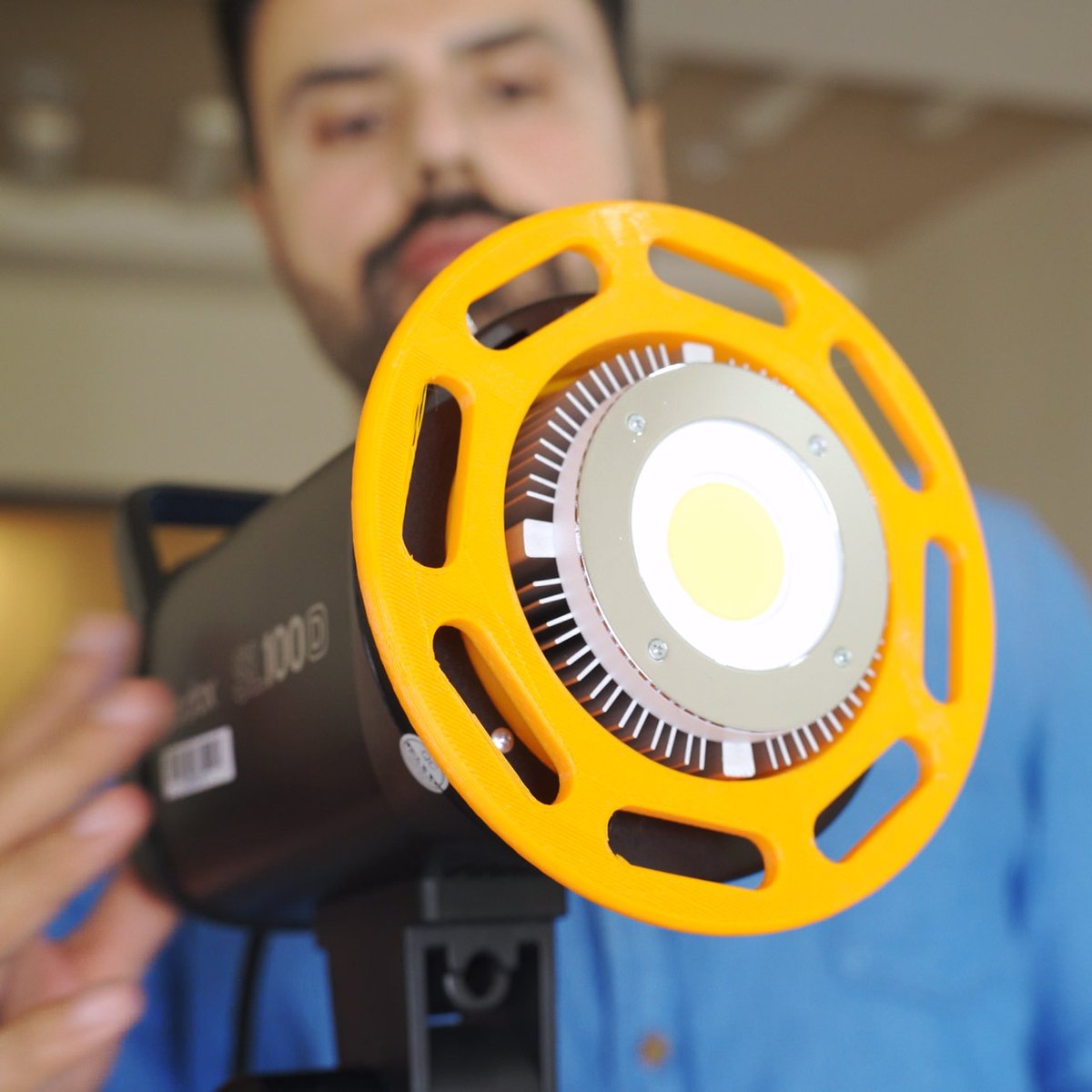 pitafi's tweet photo. Made this speedring adapter for Bowens mount lights. Complete 3D modeling, slicing, printing process explained in this primer video for beginners:
https://t.co/3FATYRToxV

#3dprint #3dprinter #3dmodeling https://t.co/OMp2v8yV3h
