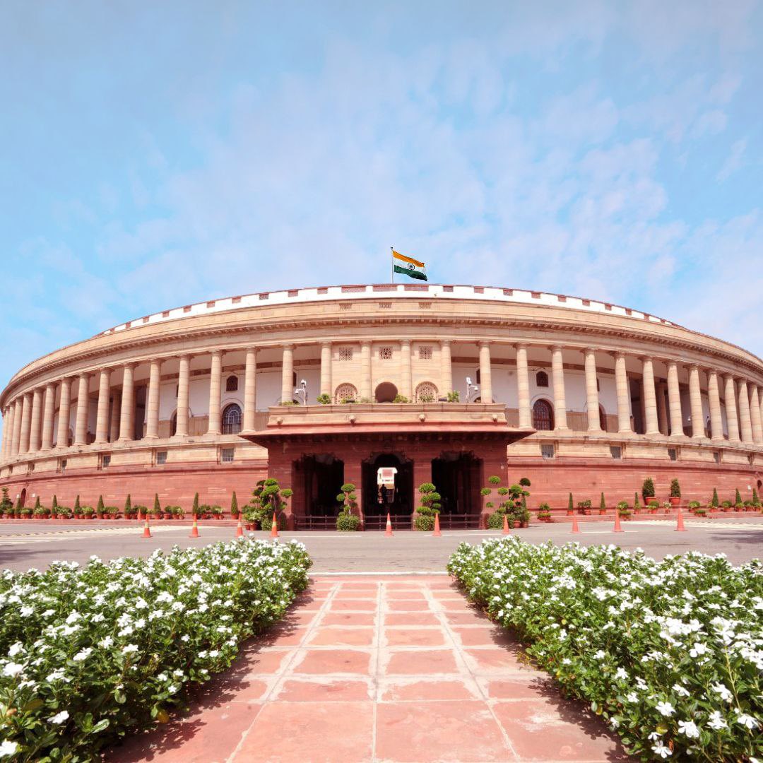 जनता की आशाओं और अपेक्षाओं को पूरा करने की दिशा में 17वीं लोक सभा ने अपने तीन वर्ष के कार्यकाल में प्रतिबद्धता से कार्य किया है। चर्चा और संवाद से राष्ट्रहित और जनकल्याण सुनिश्चित करते हुए लोकतांत्रिक मूल्यों को सशक्त करने के लिए माननीय सदस्यों का साधुवाद।
#3Yearsof17LS