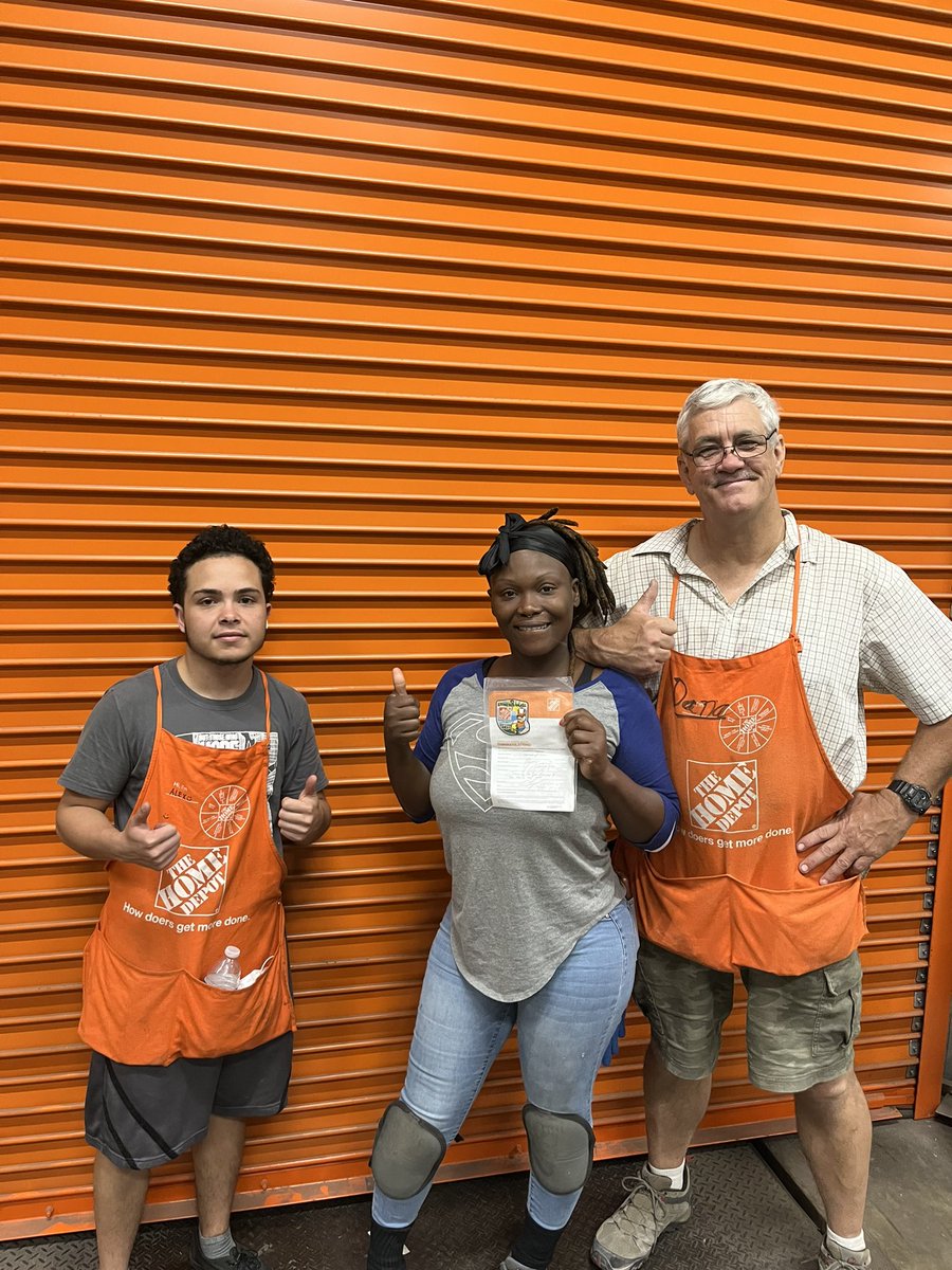 Eric L Post (@ericlpost1) on Twitter photo A couple of associates and I wanted to give A HUGE THANK YOU to D38 rockstar Terika, for her dedication to our store and our customers. And as an added thank you her Platinum Watch⏱will now be on its way! <a href="/BrianGuerard/">Brian G</a> <a href="/OscarOwens8/">Oscar Owens</a> <a href="/pamela_h_fl/">Pamela Hixenbaugh</a> <a href="/MarcusSuarez10/">Marcus Suarez #245</a> <a href="/WayneKeller0245/">Wayne Keller</a> A couple of associates and I wanted to give A HUGE THANK YOU to D38 rockstar Terika, for her dedication to our store and our customers. And as an added thank you her Platinum Watch⏱will now be on its way! <a href="/BrianGuerard/">Brian G</a> <a href="/OscarOwens8/">Oscar Owens</a> <a href="/pamela_h_fl/">Pamela Hixenbaugh</a> <a href="/MarcusSuarez10/">Marcus Suarez #245</a> <a href="/WayneKeller0245/">Wayne Keller</a>