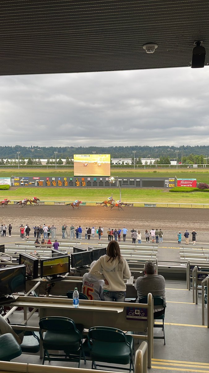 1st pic: Picking our horse, Wahasha.

2nd pic: Wahasha winning the race. 

Good juju for Solana Stallions 🏇🤝