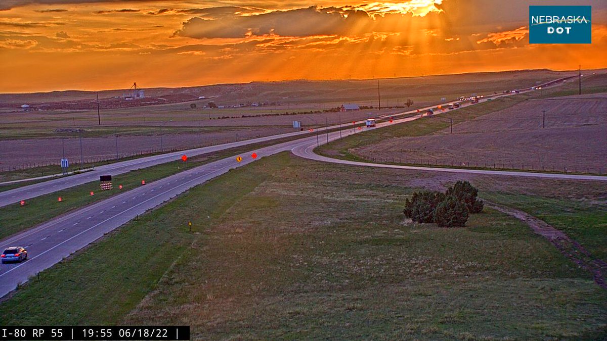 NWSCheyenne's tweet image. Check out this amazing sunset picture we were able to snag via the Nebraska DOT webcams! This is the view from Sidney, NE looking west at approximately just before 8pm MDT this evening!  #wywx #newx