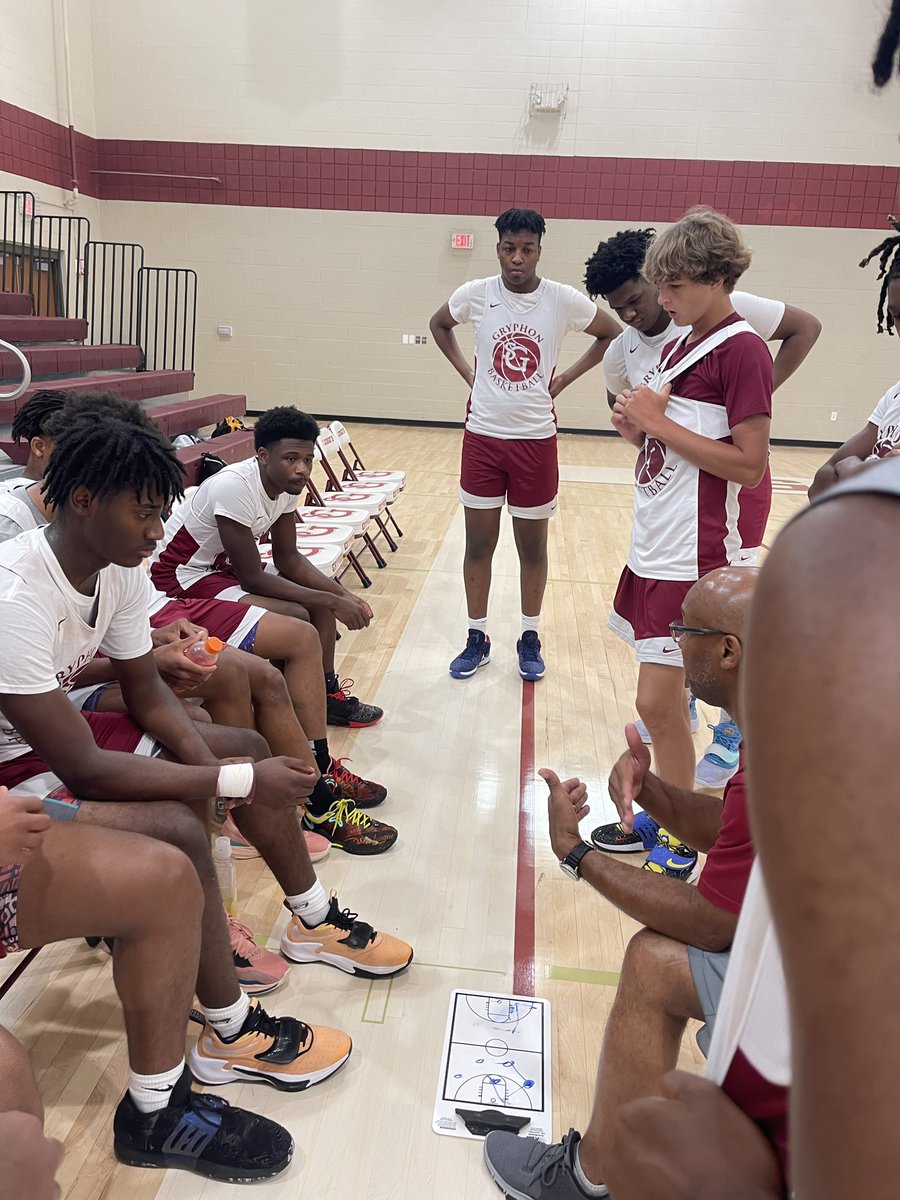 SGIS_Gryphs_BB (@bbsgis) on Twitter photo Ended day 2 @ 4-0 🥳 Ended day 2 @ 4-0 🥳