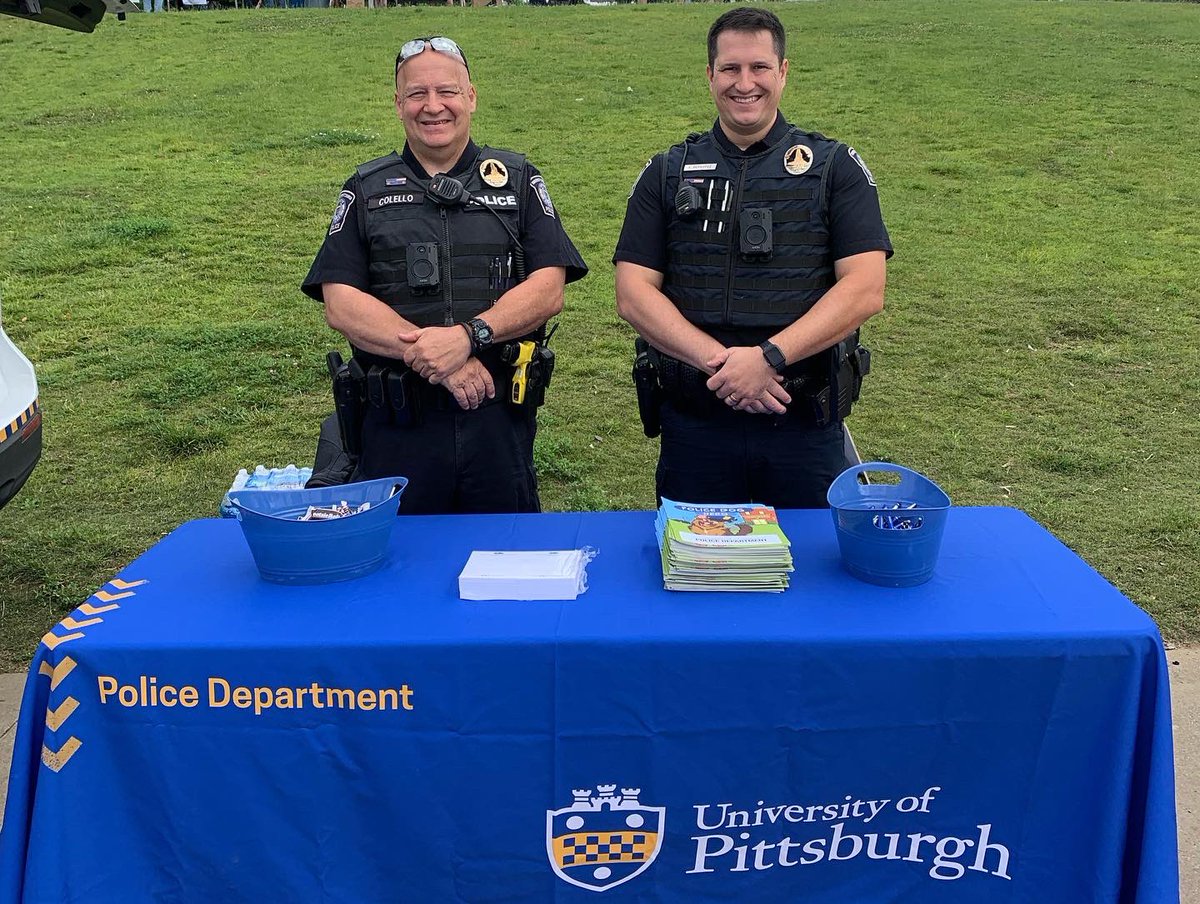 PittPolice's tweet photo. 🚲Today, Allegheny County Communities and Police Together (ACCAPT) held the 2nd annual Pedal with Police event. We had a wonderful time pedaling with the community and enjoying the beautiful weather. Thank you to everyone who participated! 🚔☀️
#pittpolice #ACCAPT #pittsburgh https://t.co/b3hR6ZlWou