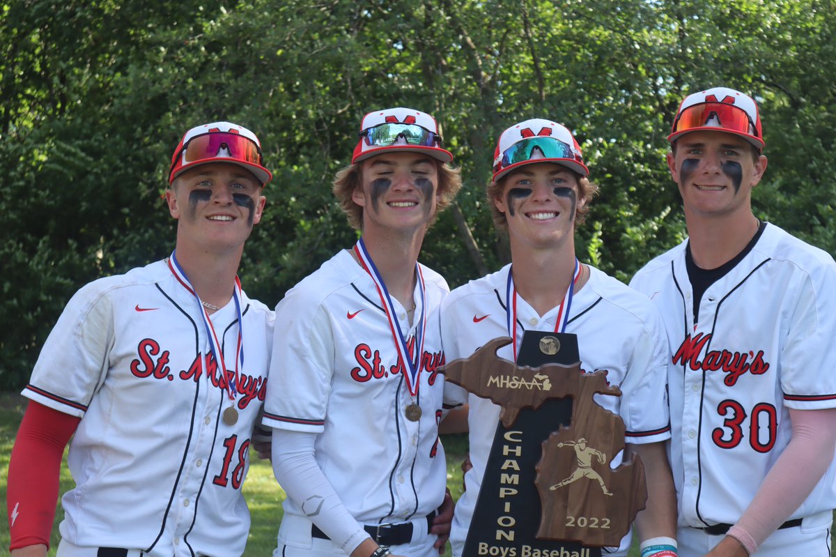 Aaronfwilson's tweet photo. Undefeated season 44-0 check✅

State Championship ✅

National Champions ✅

Congratulations to the fellas what people didn’t see are the long practices, daily grind in and out of season. You worked for this and earned all the accolades received! @OLSMBaseball #GreatestTeamEver https://t.co/mbCqS0pOus