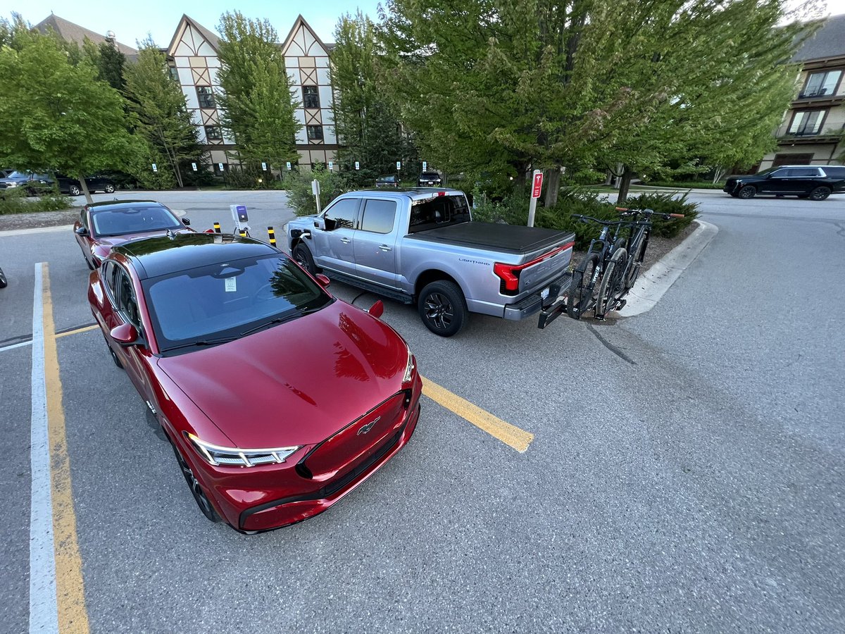 TheVirtualTim's tweet photo. Hey, look at all the @Ford EV’s.  Two @FordMustang Mach-E’s and an #F150Lightning   We love our MME, but we’d love to add a Lightning to our driveway! https://t.co/ZmIhL81Gil