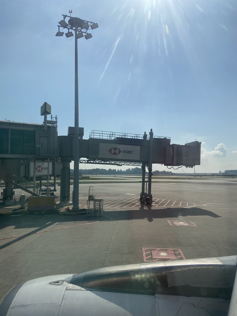 thanks for having me <a href="/SmashGofSG/">Super Smash Bros. Singapore</a>! met a ton of people ive wanted to meet irl, got to play top sea players offline for the first time ever, and overall had a lot of fun. see you guys again whenever i get the chance! thanks again to yall who sponsored me 🙏