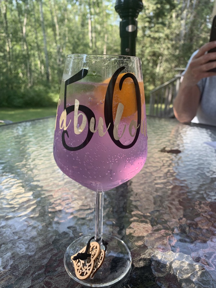 dirwin71's tweet photo. @McMannKrtaylor3 Best gin ever! https://t.co/QnsyA11Yjp