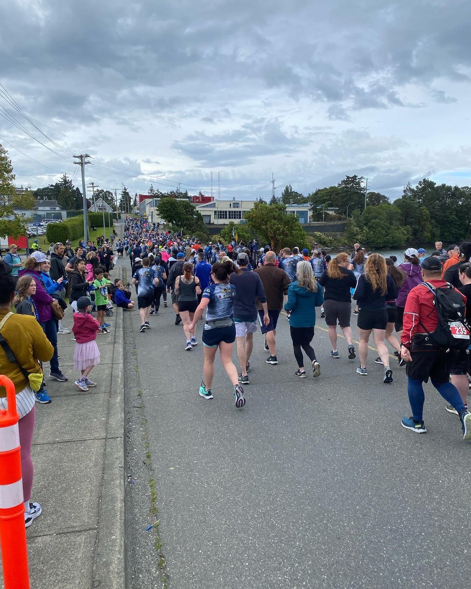 Thank you to everyone to organized and took part in the <a href="/Navy10kEsq/">Navy Run</a>! #CFBEsqSupports!
- 

Merci à tous ceux qui ont organisé et participé à la Course de la Marine. #BFCEsqSoutiens

📸: Navy Run / La course de la Marine