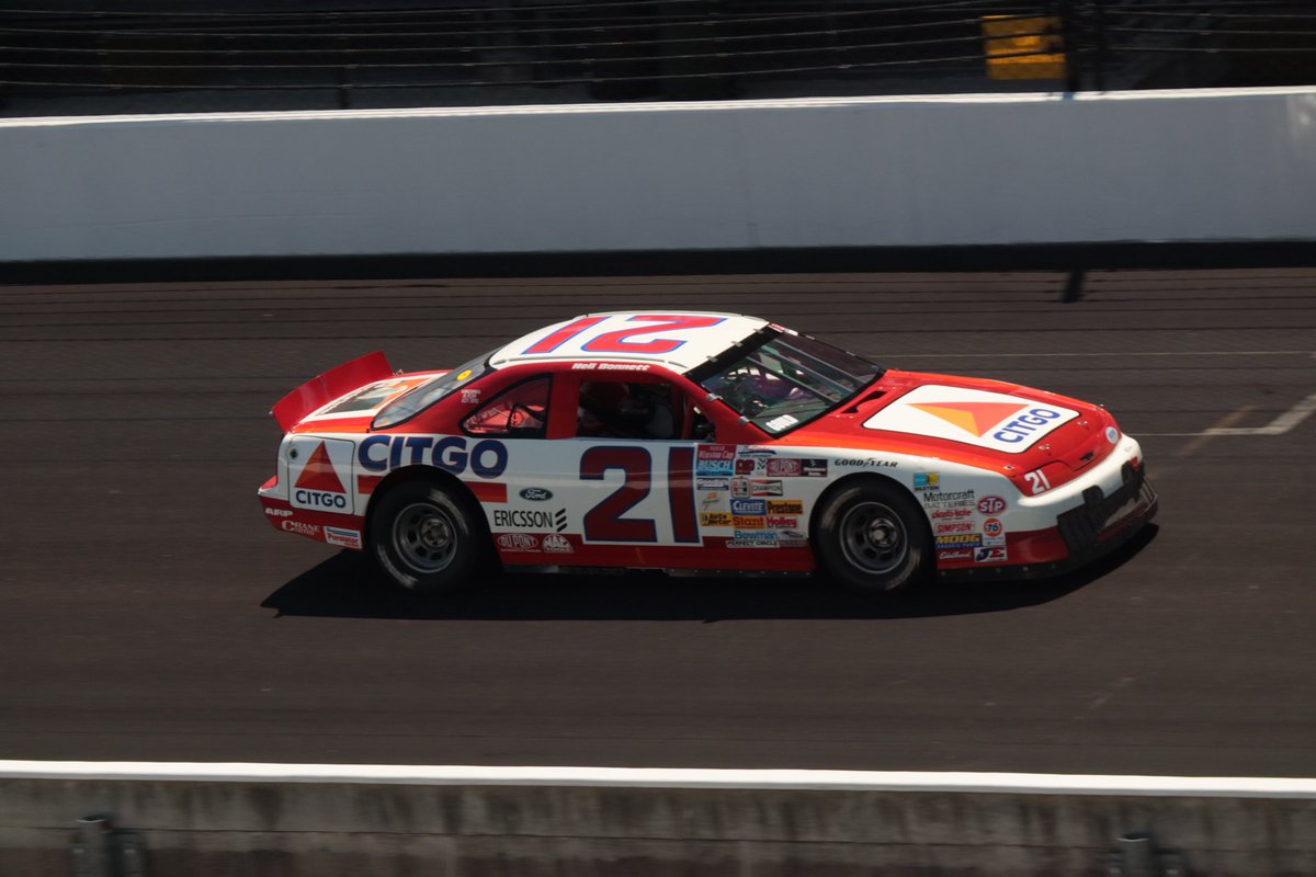 pdas1996's tweet photo. Vintage NASCAR at #SVRA #IndySpeedTour @IMS https://t.co/dsRRnNIHMs