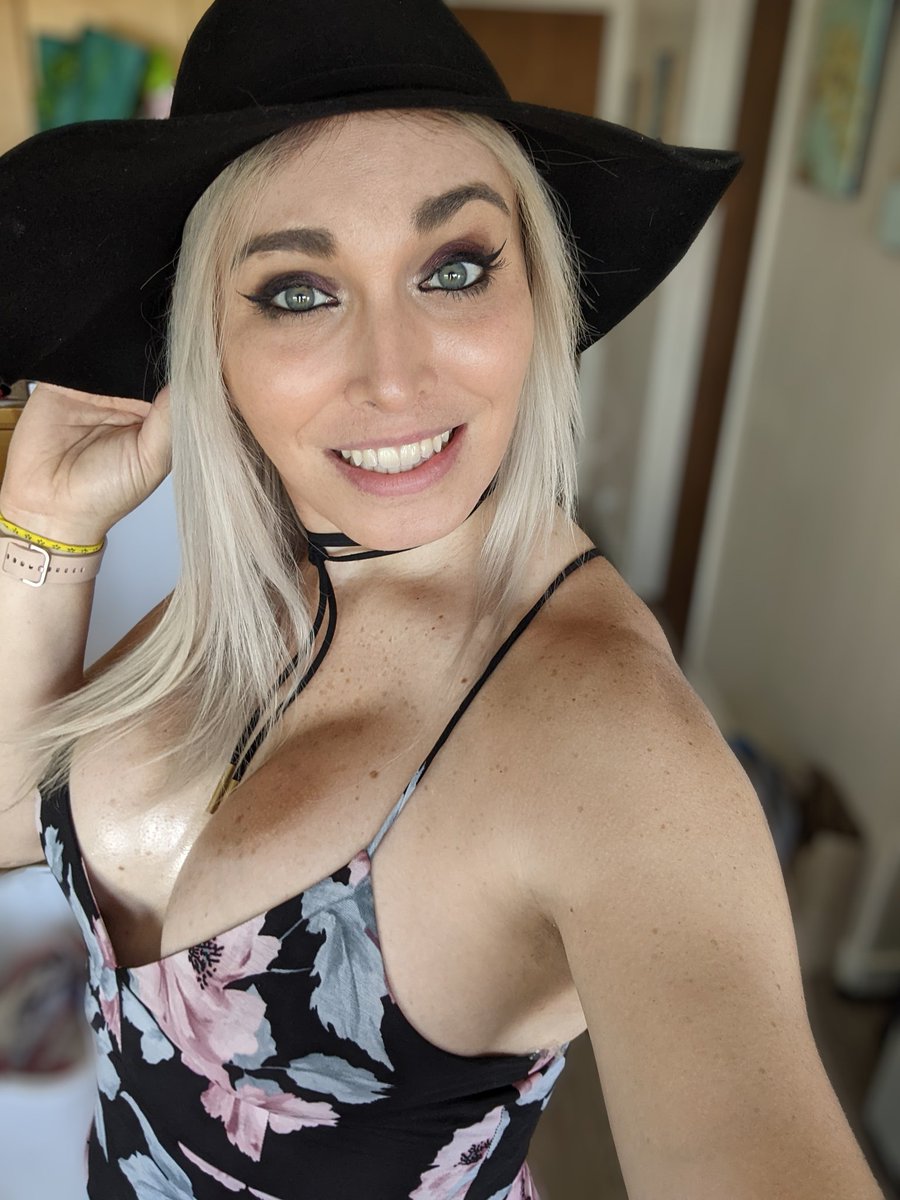 FutaContractor's tweet photo. Getting the good life!
#lgbtqia #lgbtq #lgbtq🌈 #lgbt #smile #girl #makeup #breastaugmentation #fit #fitgirl #fitnessgirl #potd #bimbo #bimbofication #bimbolife #bimbogirl #bimbos #platinumhair
#pacificnorthwest #pnwlife #pnwisbeautiful #oregonlife #oregoncoast #oregonexplored https://t.co/kxZKNJqI04