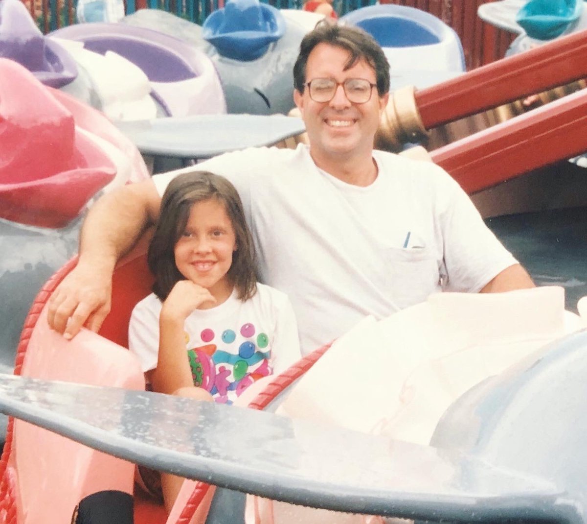 shellyejohnson's tweet image. One year closer to seeing you again.  One year closer to being wrapped up in one of your big cozy hugs again.  One year closer to an eternity of Father’s Days with you.  Hurts more now than it ever has.  You were the best, and I adored you 💔