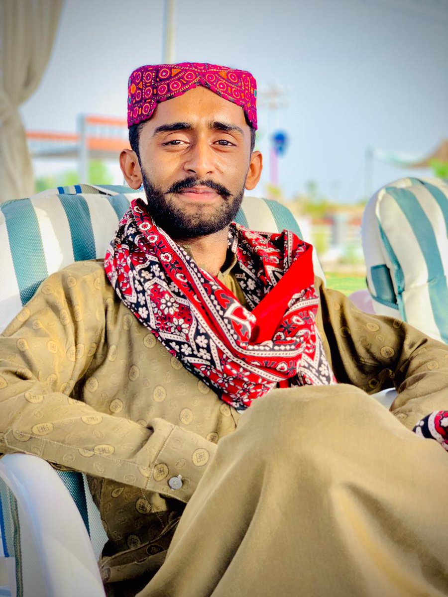 AbroBabar2's tweet photo. Malang Marhon Pehji Malangani Soch
#Malang #Sindhu #abrobabar #SindhiRap #Album https://t.co/V8a6s7e44l