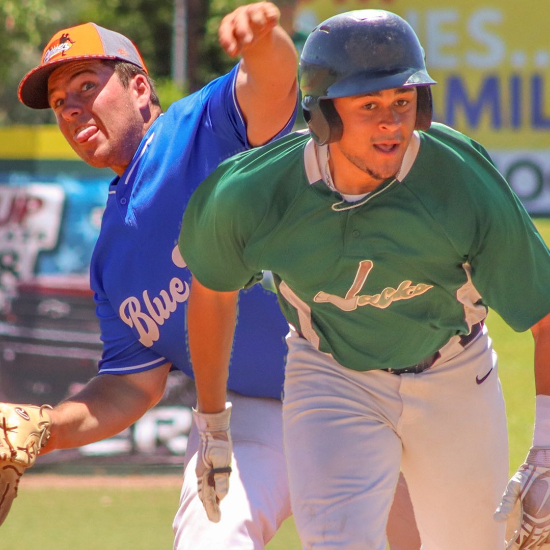 PSCL2027's tweet photo. Blue Sox and Lumberjacks score in bunches leaving Palm Springs Stadium with Dubs 🧦 🪓 #PSCL2022 #SummerBaseballAtItsBest https://t.co/3RGvCoLCnA