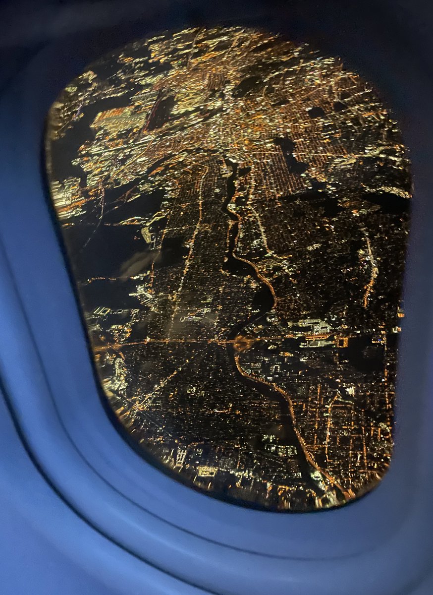 touching down in NYC. my face is melting from these shrooms. ETH has gone lower than I ever could have imagined but the vibes are fucking high🫡