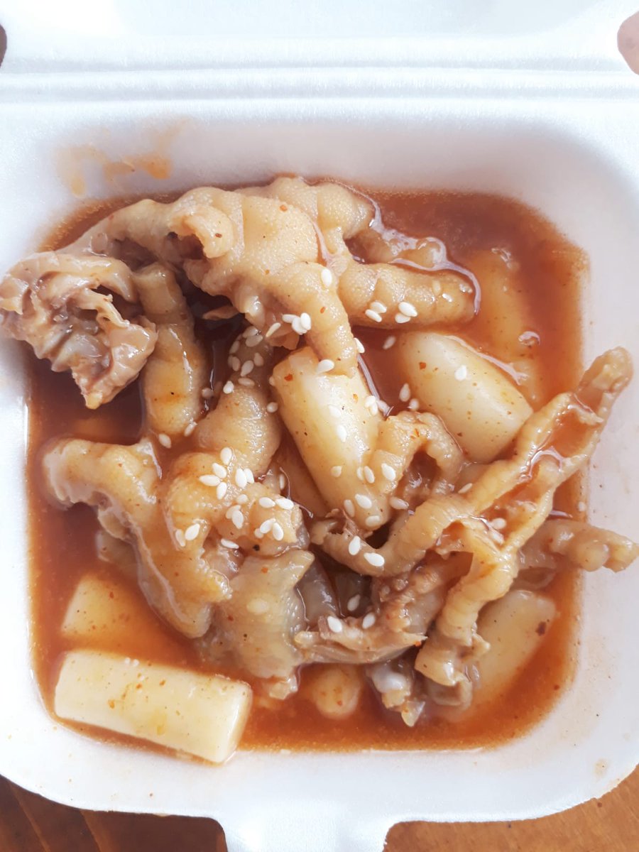 syntapp's tweet photo. Ceker Tanpa Tulang dengan bumbu korea. Ada juga menu lainnya, seblak ceker tanpa tulang, toppoki ceker tanpa tulang dan sayap 
.
Perum Malang Anggun Sejahtera blok D 15 no 16, Lawang. 
Harga mulai 10k
 WA 083856561333, gofood dan grabfood 

@infomalang 
#pasarmingguinfomalang https://t.co/xDukbiNxNS