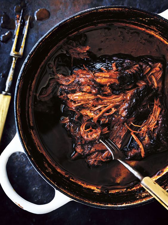 MeganCooking's tweet photo. Slow Cooked Beef Brisket #SlowCooked #Beef #Brisket #Recipe 
https://t.co/5OJYfM130n https://t.co/4KMZctLFSo