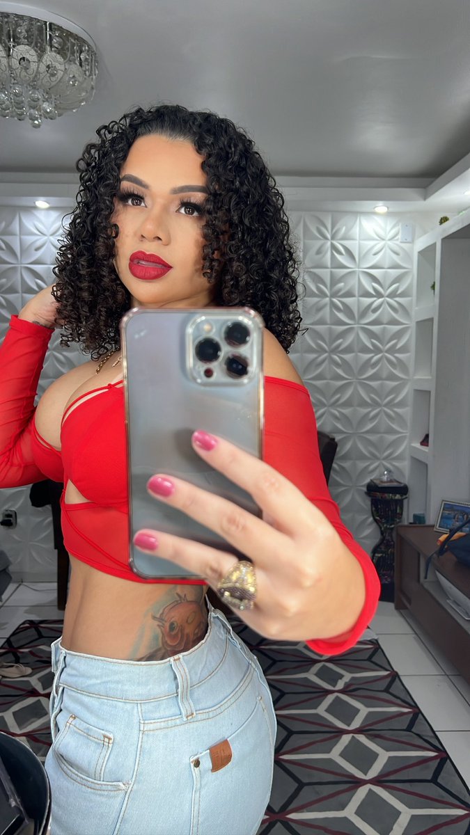 bellamelo21's tweet photo. Aventura sem medo de altura 🔥 https://t.co/ldY2rWqZdr