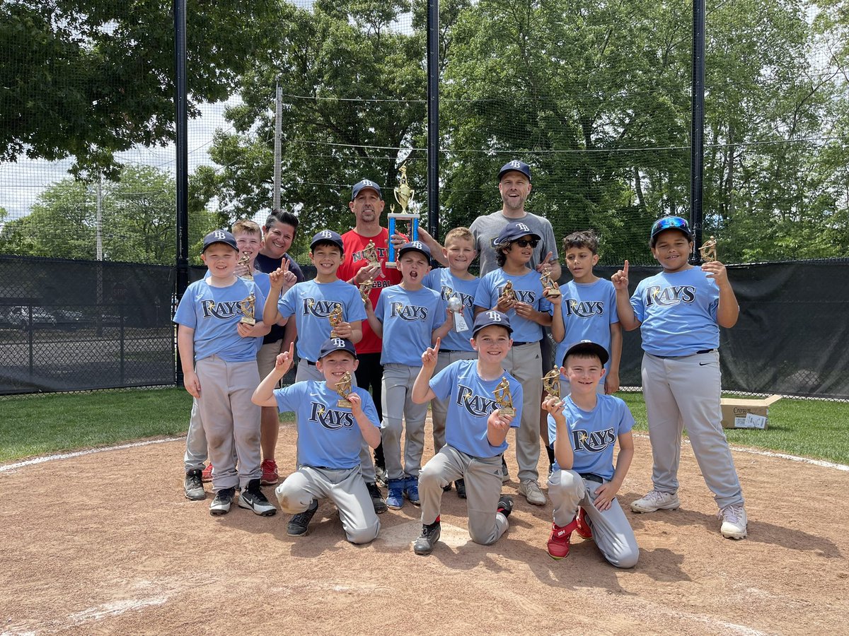 zjohnson58's tweet photo. 2022 11U BLACK  players Theo Nadeau, Tyler &amp; Logan Johnson were contributing members of the #lnal American Champion Rays.  The younger brother Chase Johnson was also one on the 9U champ team. Pitched a solid shut out inning &amp; contributed to some scoring. @GBG_Hawks #fathersday https://t.co/XnLVyCPIcv