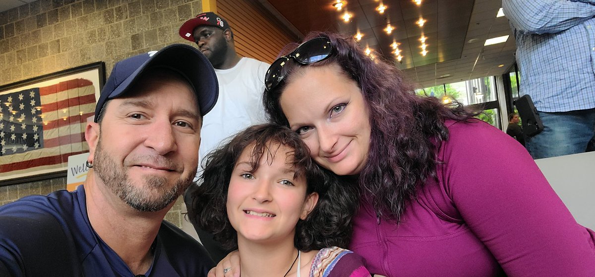 Ric Hernandez tweet media