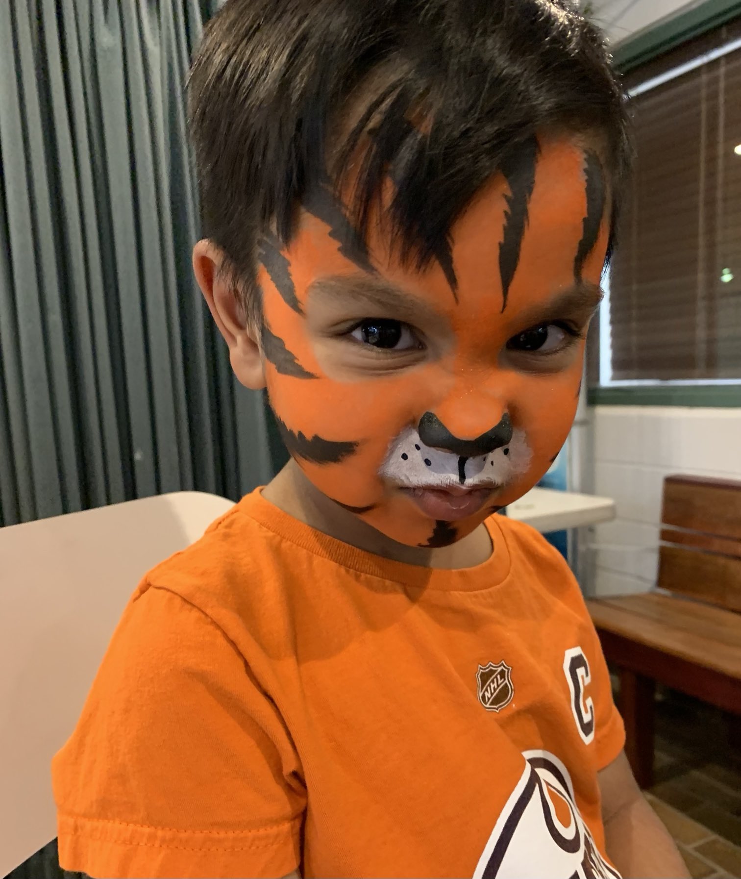 easy tiger face painting