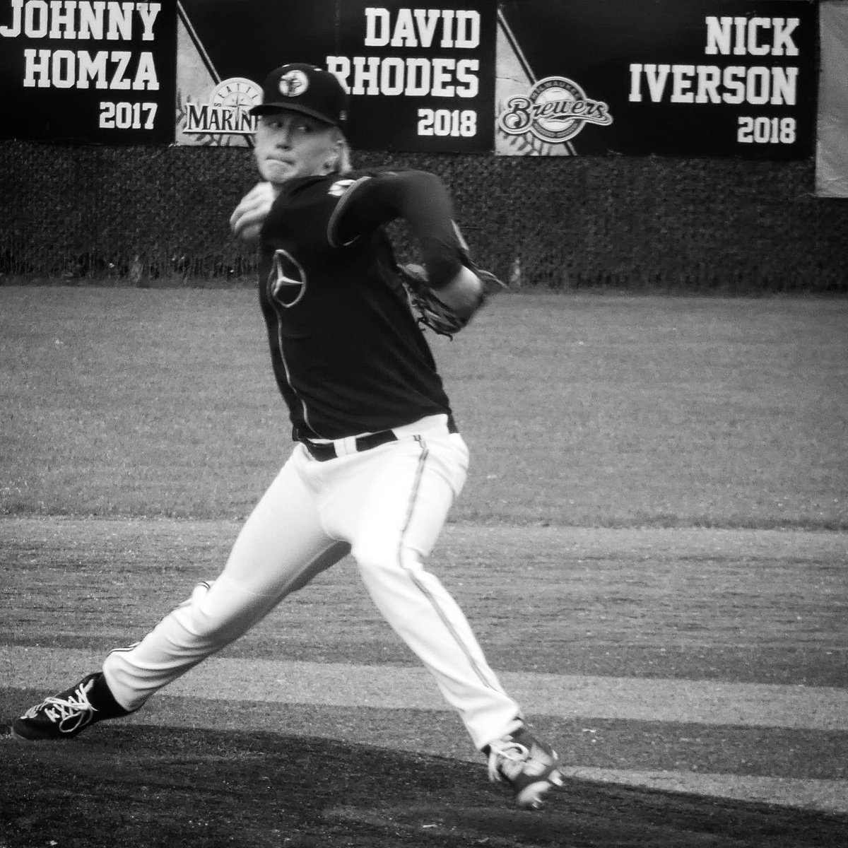 Benz Baseball (@benz_baseball) on Twitter photo Langley Blaze Invite Recap 🇨🇦
<a href="/tyalleman2023/">Ty Alleman</a> (<a href="/SCU_Baseball/">Santa Clara Baseball</a>) 5️⃣IP 2️⃣ER 1️⃣1️⃣K 1️⃣BB
<a href="/noah_dewey15/">Noah Dewey</a> (<a href="/LB_Baseball19/">Linn Benton Baseball</a>) 6️⃣IP 3️⃣ER 4️⃣K
<a href="/vidlak_nate/">Nate Vidlak</a> (<a href="/collegeofidaho/">The College of Idaho</a>) 5️⃣IP 1️⃣ER 4️⃣K 1️⃣BB
<a href="/KellanOakes/">Kellan Oakes</a> (<a href="/LB_Baseball19/">Linn Benton Baseball</a>) 3️⃣IP 4️⃣K
<a href="/DomHuffman_2024/">Dominic Huffman</a> 2️⃣IP 2️⃣K 0️⃣BB
<a href="/the_trevoryoung/">Trevor Young</a> 2️⃣IP 2️⃣K 0️⃣BB Langley Blaze Invite Recap 🇨🇦
<a href="/tyalleman2023/">Ty Alleman</a> (<a href="/SCU_Baseball/">Santa Clara Baseball</a>) 5️⃣IP 2️⃣ER 1️⃣1️⃣K 1️⃣BB
<a href="/noah_dewey15/">Noah Dewey</a> (<a href="/LB_Baseball19/">Linn Benton Baseball</a>) 6️⃣IP 3️⃣ER 4️⃣K
<a href="/vidlak_nate/">Nate Vidlak</a> (<a href="/collegeofidaho/">The College of Idaho</a>) 5️⃣IP 1️⃣ER 4️⃣K 1️⃣BB
<a href="/KellanOakes/">Kellan Oakes</a> (<a href="/LB_Baseball19/">Linn Benton Baseball</a>) 3️⃣IP 4️⃣K
<a href="/DomHuffman_2024/">Dominic Huffman</a> 2️⃣IP 2️⃣K 0️⃣BB
<a href="/the_trevoryoung/">Trevor Young</a> 2️⃣IP 2️⃣K 0️⃣BB