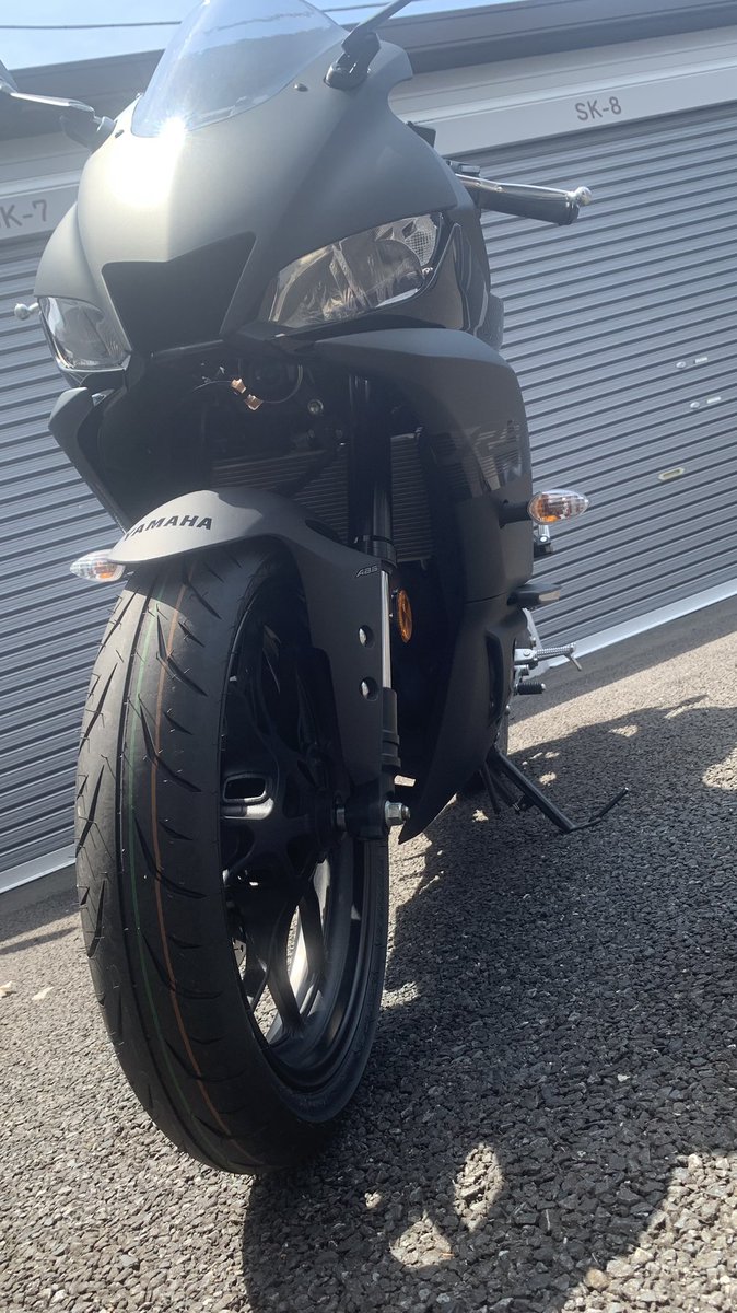 otomon_R3's tweet photo. やっとバイク帰ってきたー🥳
早く緑と赤の線消したい

#バイク乗りと繋がりたい https://t.co/pwsnTrLyhK