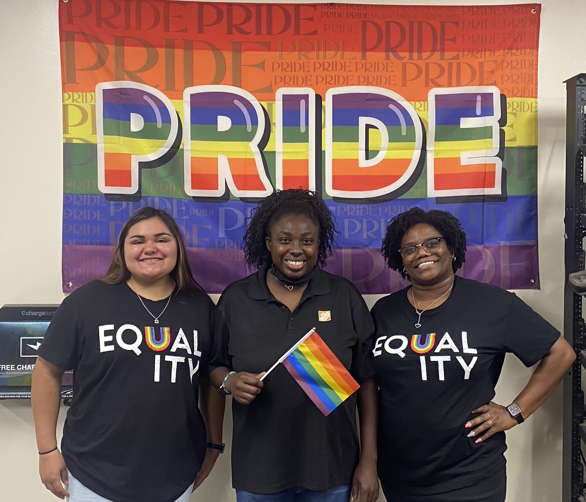 Sha'rol Henning (@thewaysherols) on Twitter photo Thank you VOA Committee for a great weekend PRIDE event! <a href="/BacaDavidbaca6/">Dave Baca</a> <a href="/nicole_harmon7/">Nicole Harmon</a> <a href="/mark_bolieu/">Mark Bolieu</a> <a href="/SpecialtyN/">SpecialtyNate</a> <a href="/Mike_ProMRO6863/">Michael Lara</a> <a href="/RjKautz/">RJ Kautz</a> <a href="/vicki_athey/">Vicki Athey</a> <a href="/garland_haynes/">Garland Haynes</a> <a href="/keren_gorg/">Keren Gorglione</a> Thank you VOA Committee for a great weekend PRIDE event! <a href="/BacaDavidbaca6/">Dave Baca</a> <a href="/nicole_harmon7/">Nicole Harmon</a> <a href="/mark_bolieu/">Mark Bolieu</a> <a href="/SpecialtyN/">SpecialtyNate</a> <a href="/Mike_ProMRO6863/">Michael Lara</a> <a href="/RjKautz/">RJ Kautz</a> <a href="/vicki_athey/">Vicki Athey</a> <a href="/garland_haynes/">Garland Haynes</a> <a href="/keren_gorg/">Keren Gorglione</a>