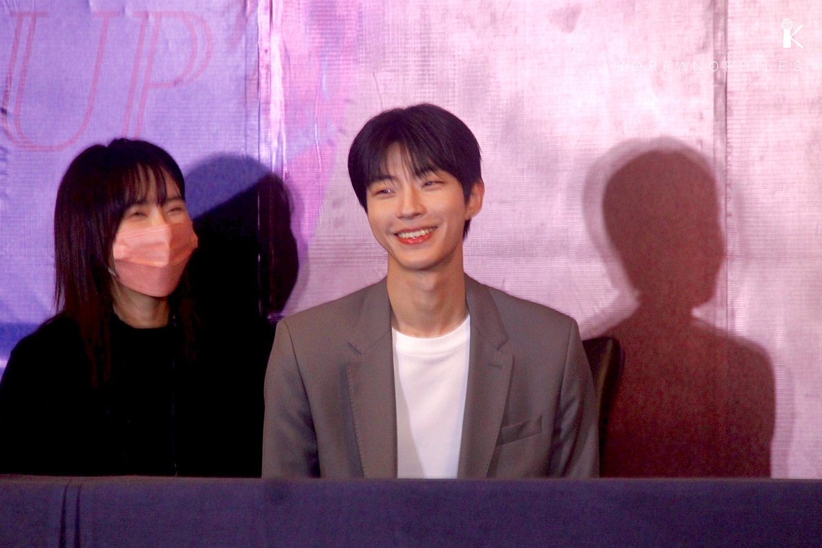 koreanophiless's tweet photo. Some photos from the #HwangInYeopinManila press conference✨

#HIYforBYS later 6PM at the @NewFrontierPh 💙 

Event brought to you by @byscosmetics_ph and @WilbrosLive 

#황인엽 #HwangInYeop #HwangInYoup #BYSUncoverTrueBeauty https://t.co/7pZda8g546